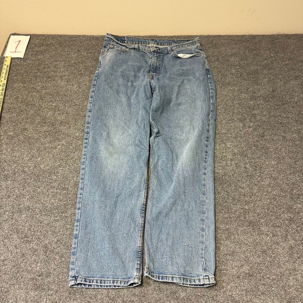 Levi's 550 Jeans Mens Size 38x32 Light Wash Relaxed Fit Tapered Leg Blue Denim
